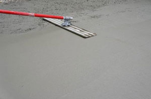 Screeding Normanby-by-Spital Screeding in Normanby-by-Spital UK